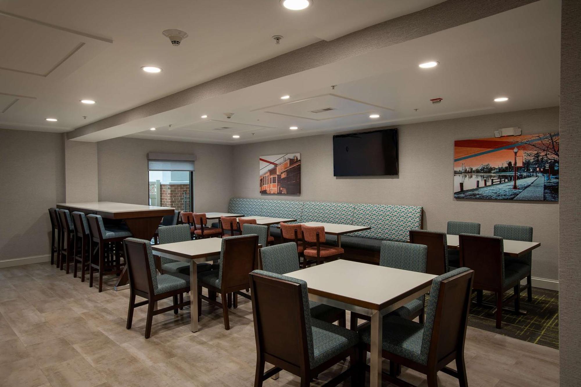 Hampton Inn Seaford Exterior photo